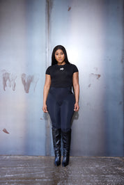 Black V line leggings