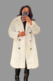 Luxe Fur Coat - Lamoanna